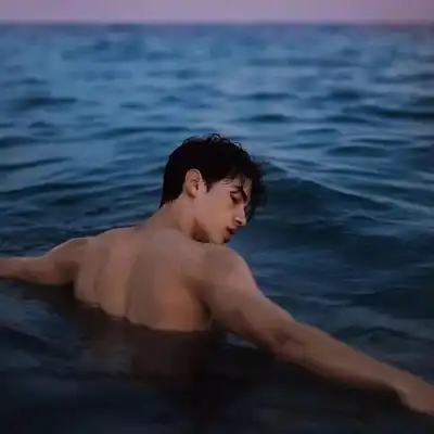 侯梦洁
